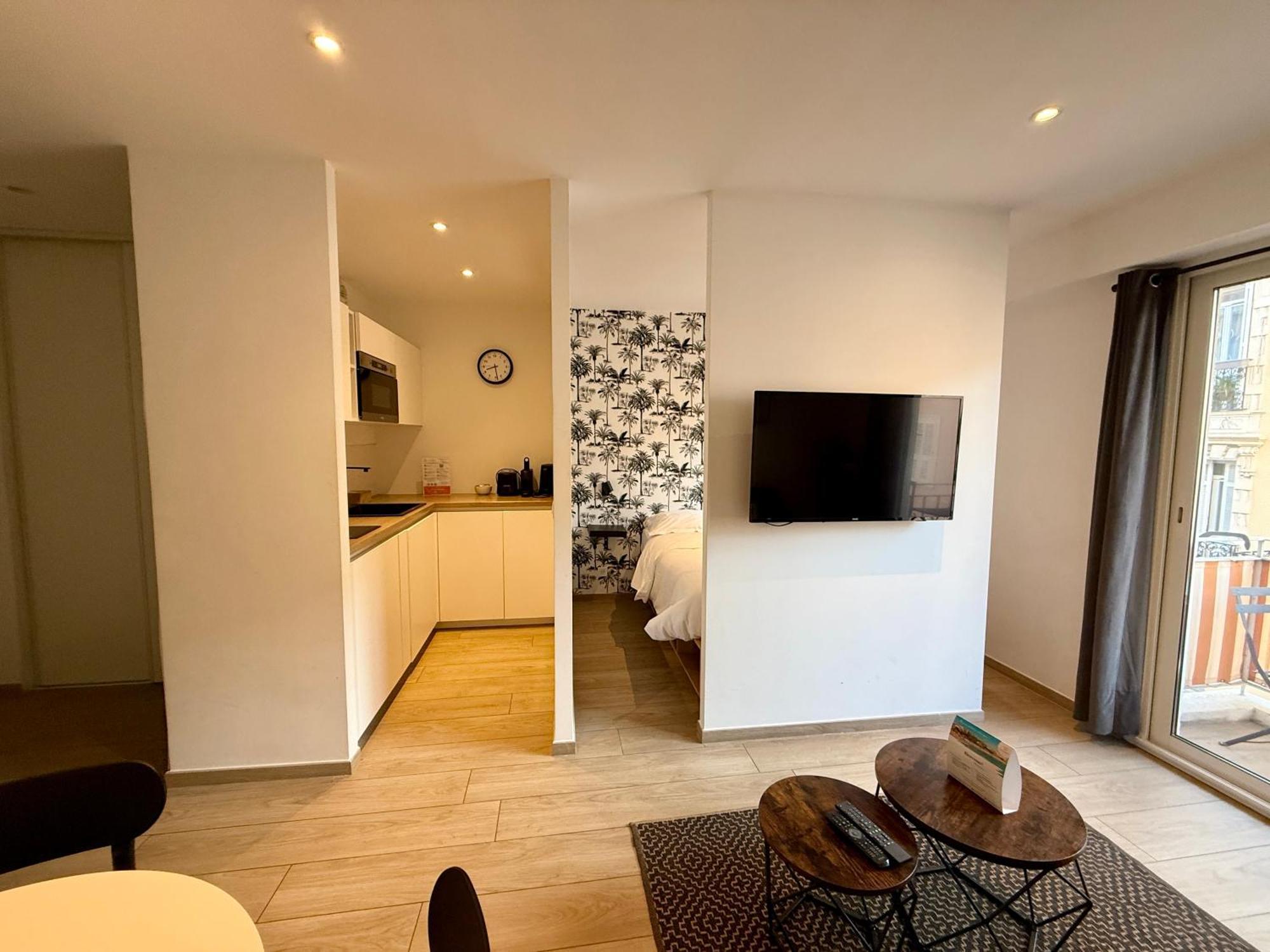 C001-Beau Studio Neuf Situe Au Centre 戛纳 外观 照片